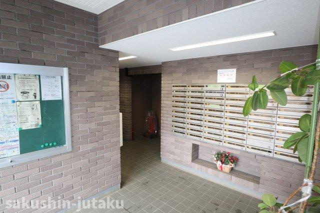 京成サンコーポ勝田台　のエントランス