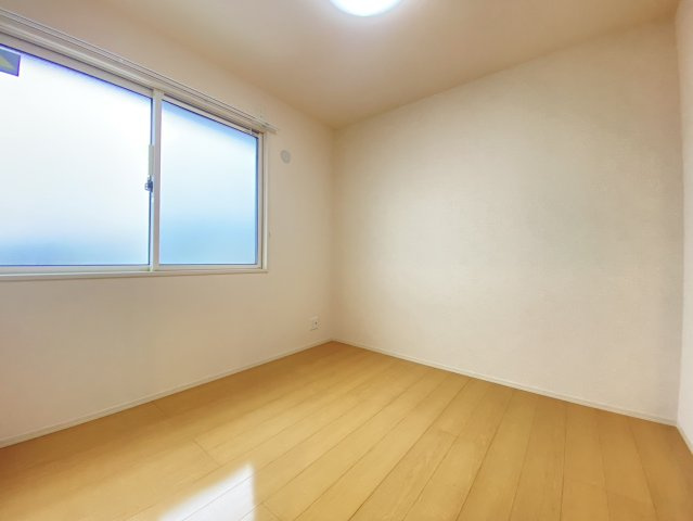 ファミィーユKの洋室
