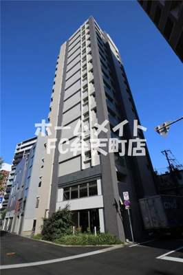 【外観】 | クリスタルグランツ大阪センターSt. | 落ち着いた雰囲気の外観です