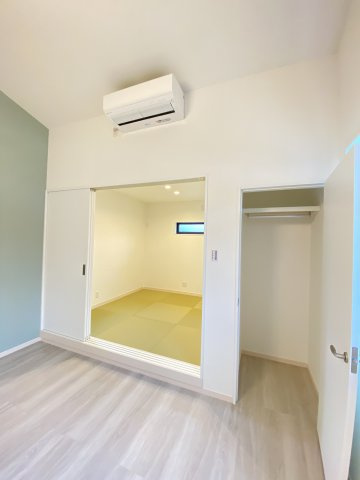 中古戸建　伴東7丁目のその他|LDKの収納　エアコン1台付