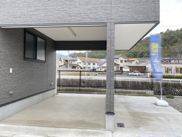 中古戸建　伴東7丁目の駐車場