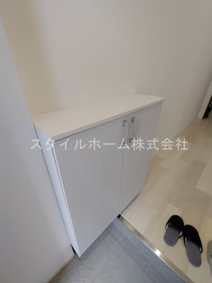 【玄関】 | アンバー南栄