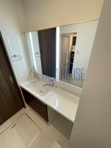 D-RESIDENCE東田町の洗面所