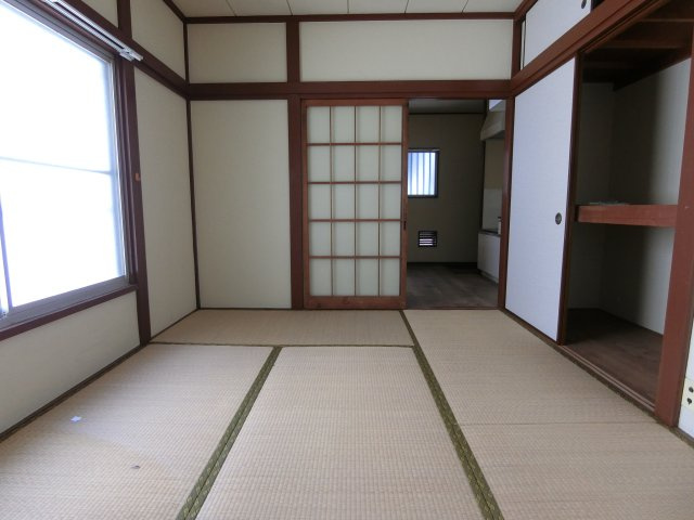 和泉荘の居間・リビング