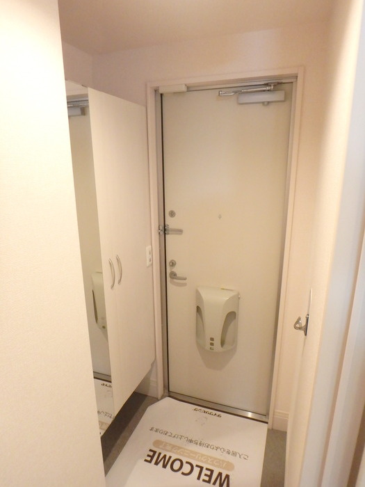 ルミナス山岸の玄関