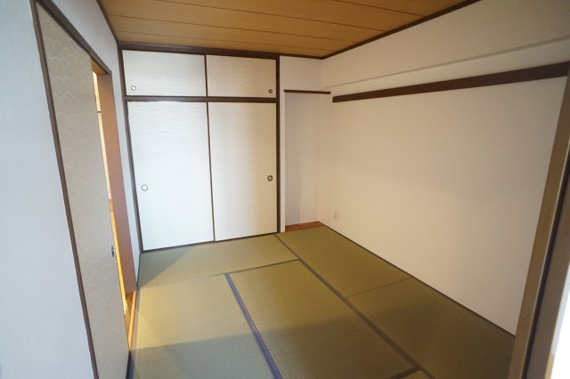 千葉市花見川区畑町の賃貸マンションの和室|和室6帖です