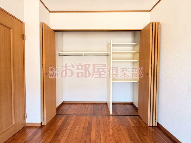 タモンズハートビレッジB棟の収納|たっぷりとした収納スペースです