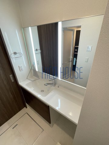 D-RESIDENCE東田町の洗面所