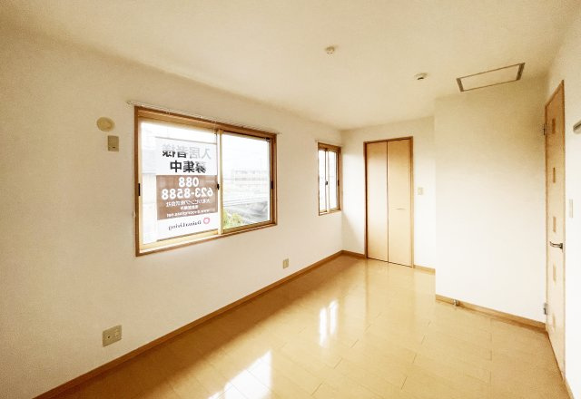 アクシス南島田　B棟の居間・リビング