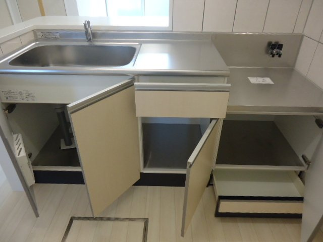 サンフィット北野Ⅲ【キャッシュバック対象】の収納|便利な収納スペースです