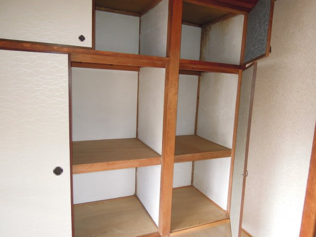 津崎アパートAの収納