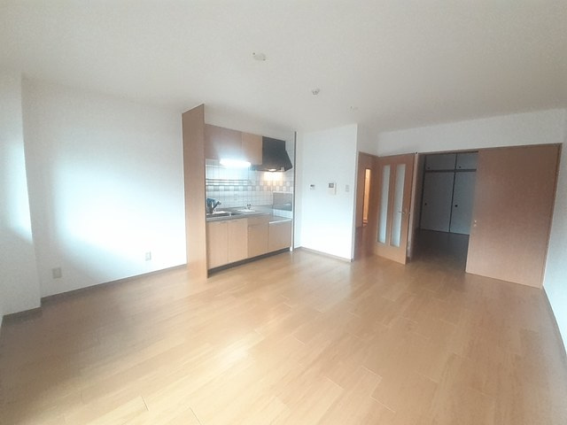 ソレアード・ニシキの居間・リビング