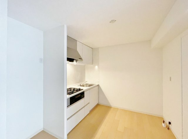 駅近＆３沿線利用可能●リフォーム完了の美室●南向き３ＬＤＫ●ペット飼育可能●ユニ宇治マンション１号棟のキッチン|キッチン