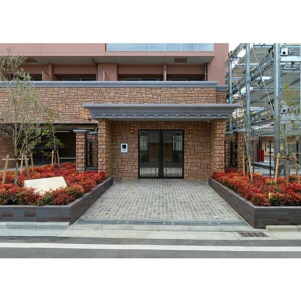 プレジオ布施EUROの外観