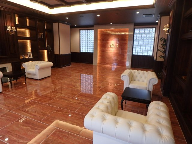 プレジオ布施EUROのエントランス