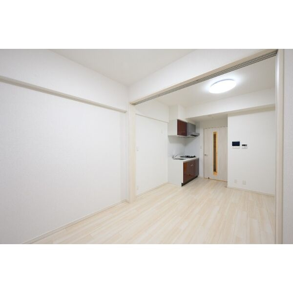 プレジオ布施EUROの居間・リビング