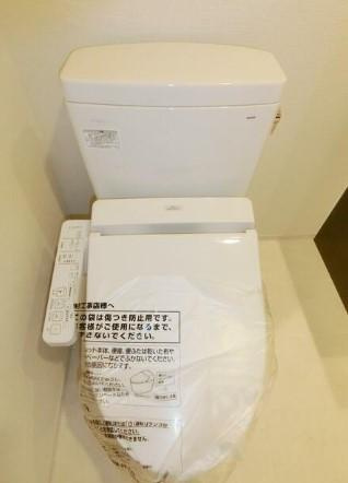 川崎市中原区新城中町の賃貸マンションのトイレ