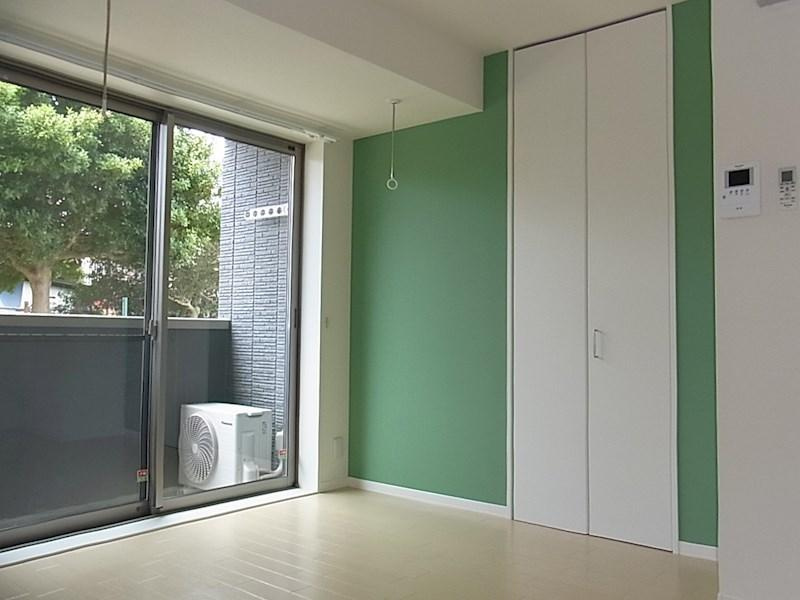 川崎市多摩区菅４丁目の賃貸マンションの居間・リビング