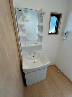 グランソフィア松南の洗面所