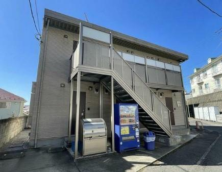 川崎市麻生区高石１丁目のアパートの外観