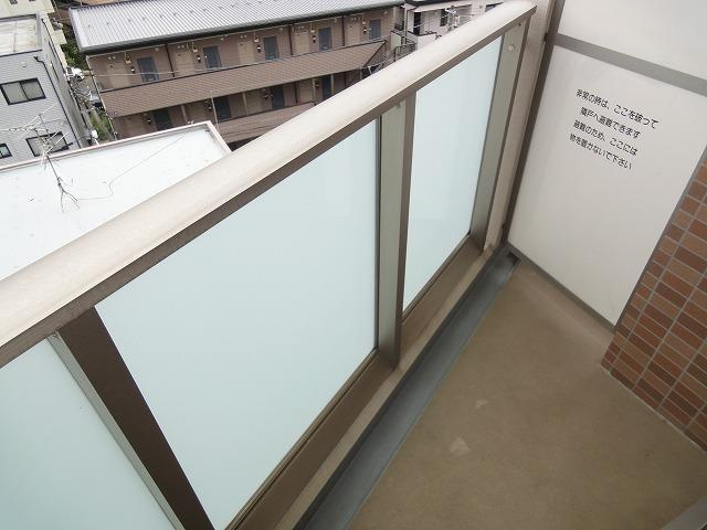 川崎市多摩区登戸の賃貸マンションのバルコニー