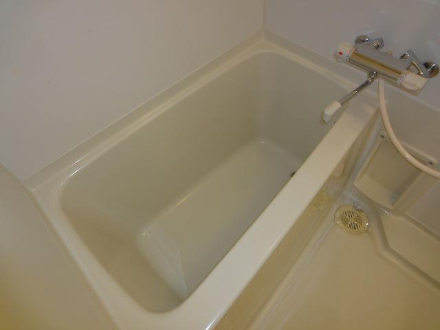 川崎市多摩区登戸の賃貸マンションの浴室