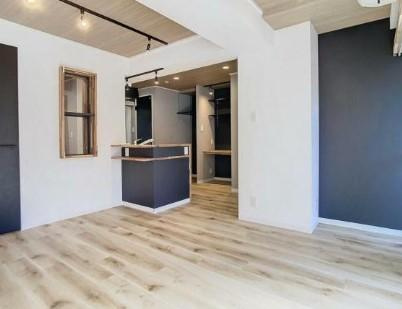 川崎市中原区上新城１丁目の賃貸マンションの居間・リビング