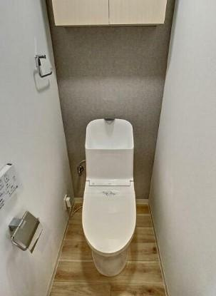 川崎市中原区上新城１丁目の賃貸マンションのトイレ