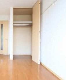 川崎市多摩区登戸新町のアパートの収納