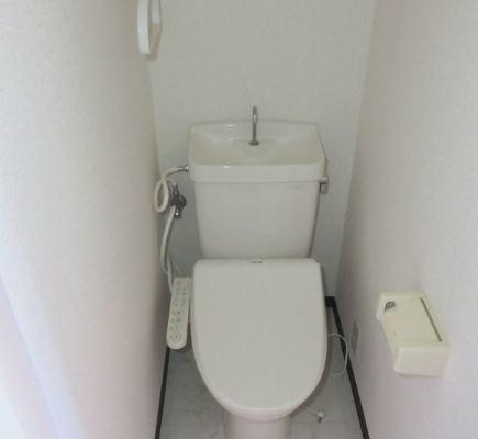 川崎市多摩区登戸の賃貸マンションのトイレ