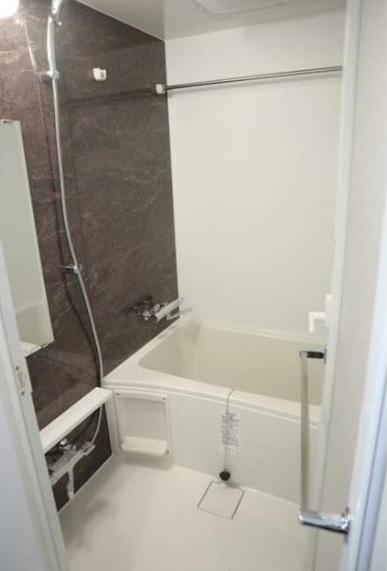 メゾン　ド　シェンヌの浴室