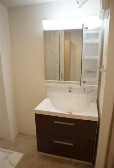 メゾン　ド　シェンヌの洗面所