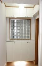 狛江市中和泉１丁目の賃貸マンションの玄関