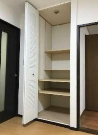 狛江市中和泉１丁目の賃貸マンションの収納