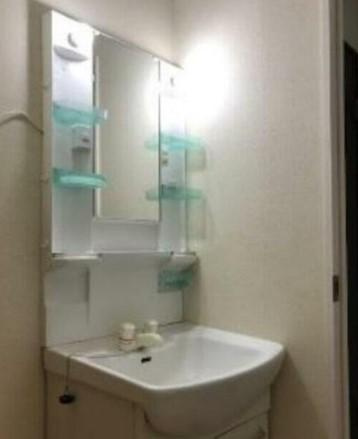 狛江市中和泉１丁目の賃貸マンションの洗面所