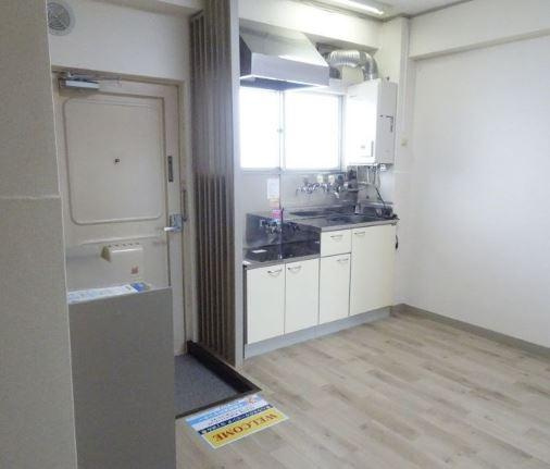 川崎市多摩区登戸の賃貸マンションの居間・リビング