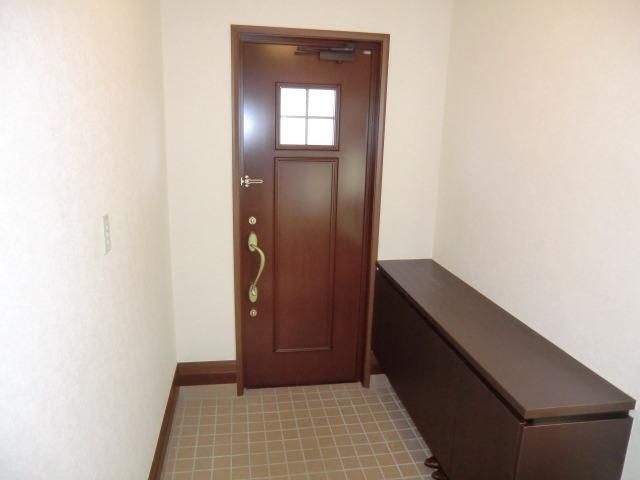 万福寺戸建賃貸住宅の玄関