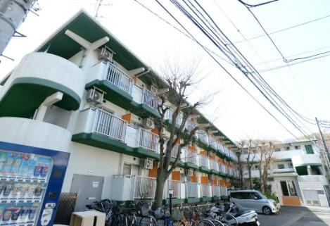 川崎市多摩区東生田１丁目の賃貸マンションの外観