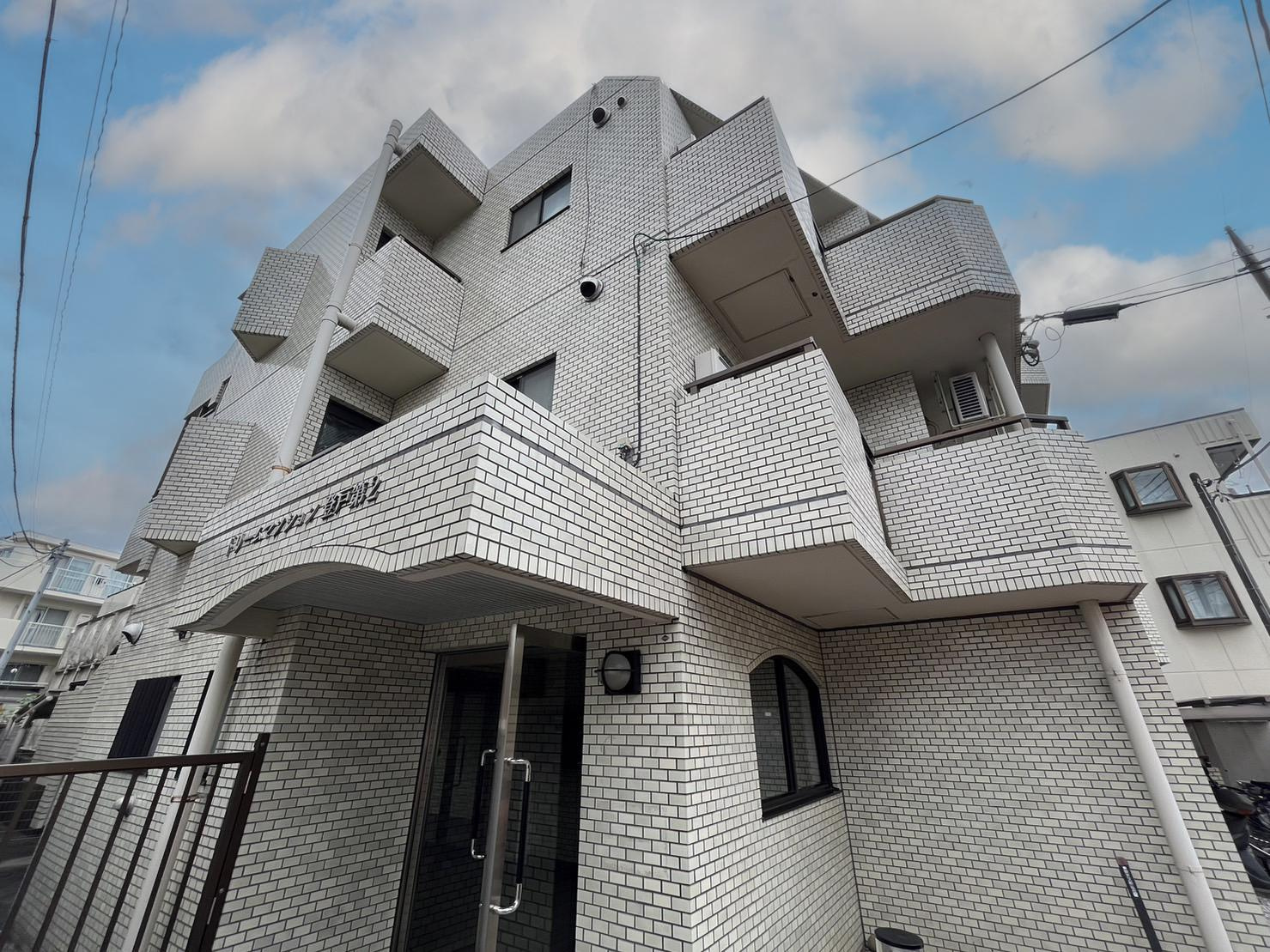 川崎市多摩区宿河原２丁目の賃貸マンションの外観