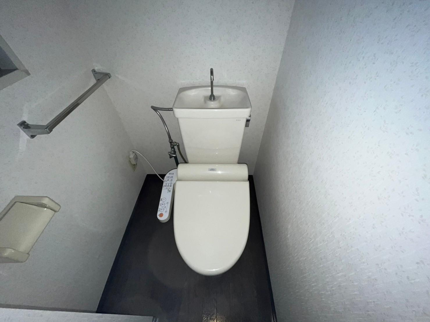 川崎市多摩区宿河原２丁目の賃貸マンションのトイレ