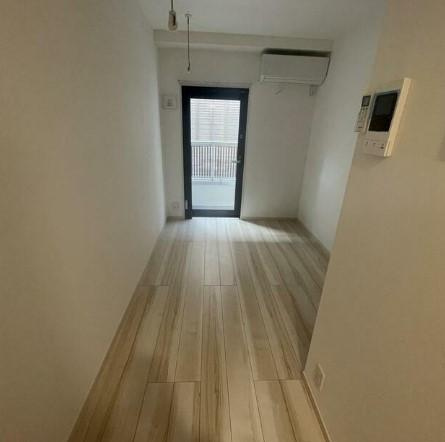 川崎市多摩区生田５丁目のアパートの居間・リビング