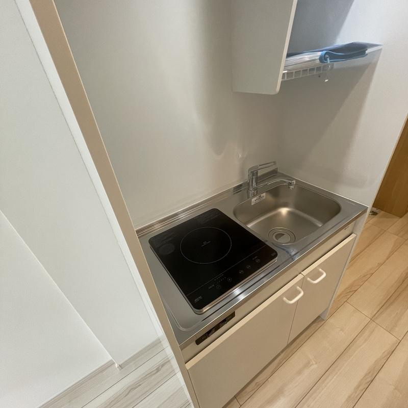 川崎市多摩区生田５丁目のアパートのキッチン