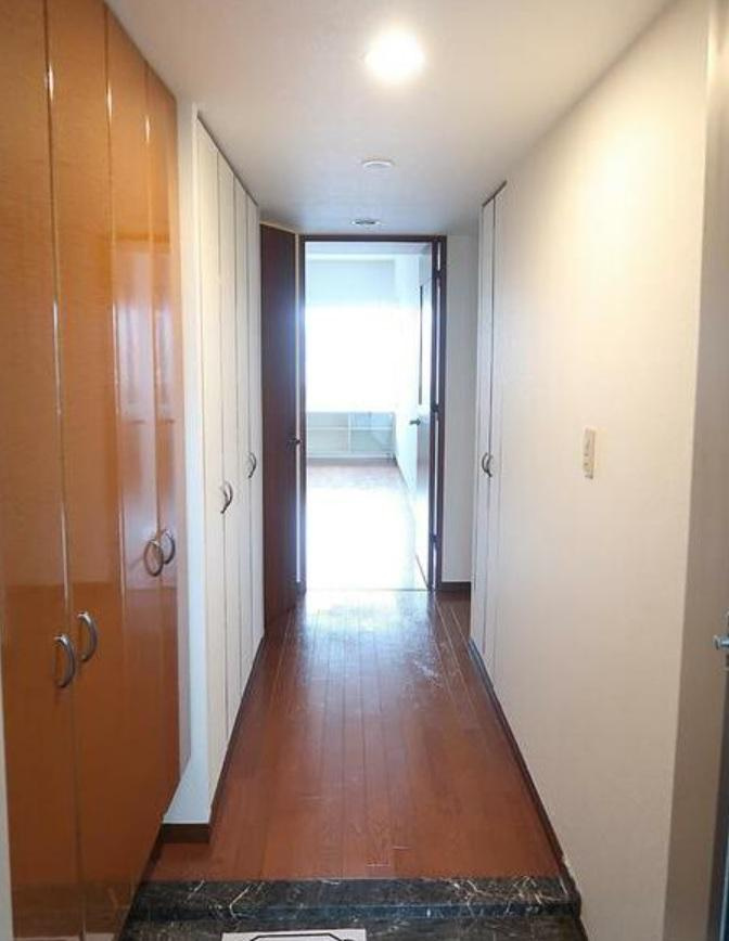 多摩川中野島パーク・ホームズの玄関