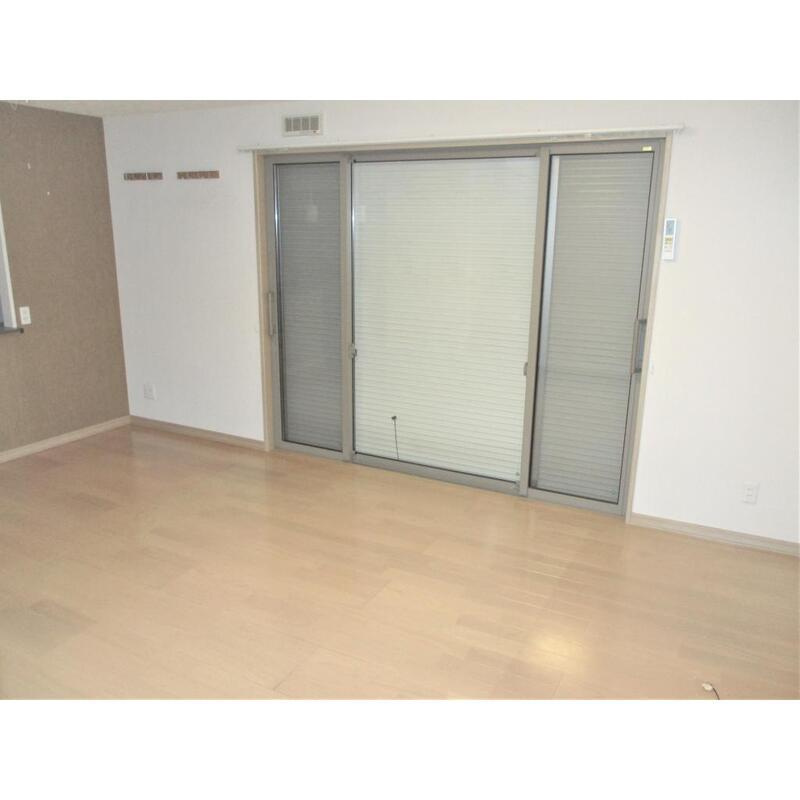 猪方３丁目貸家の収納