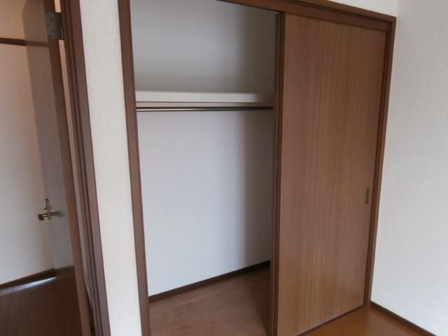 川崎市麻生区高石５丁目の一戸建ての収納