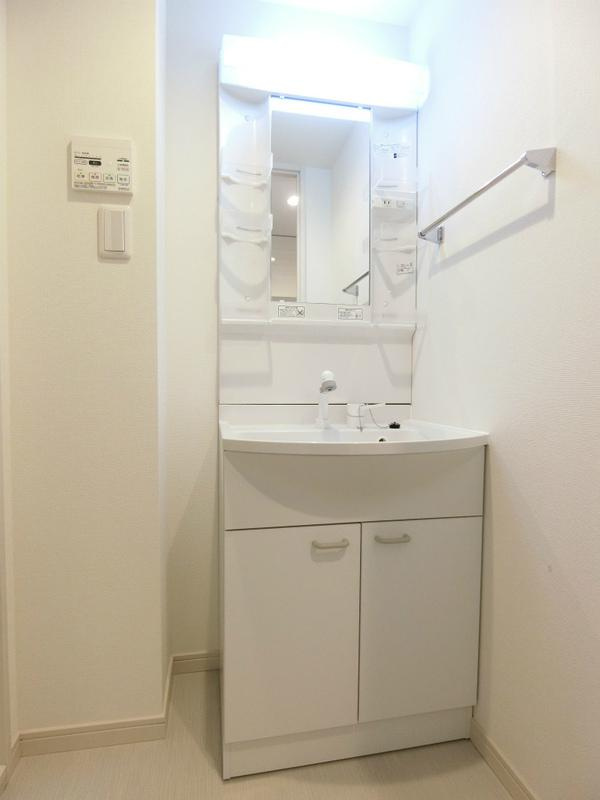 リブリ・ANGEL狛江Ⅲの洗面所