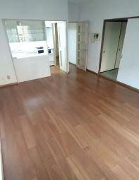 狛江市和泉本町１丁目の賃貸マンションの居間・リビング