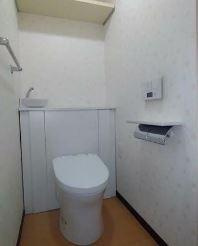 狛江市和泉本町１丁目の賃貸マンションのトイレ