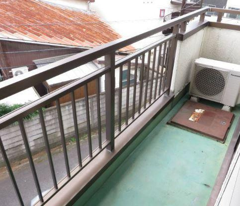 川崎市多摩区登戸の賃貸マンションのバルコニー