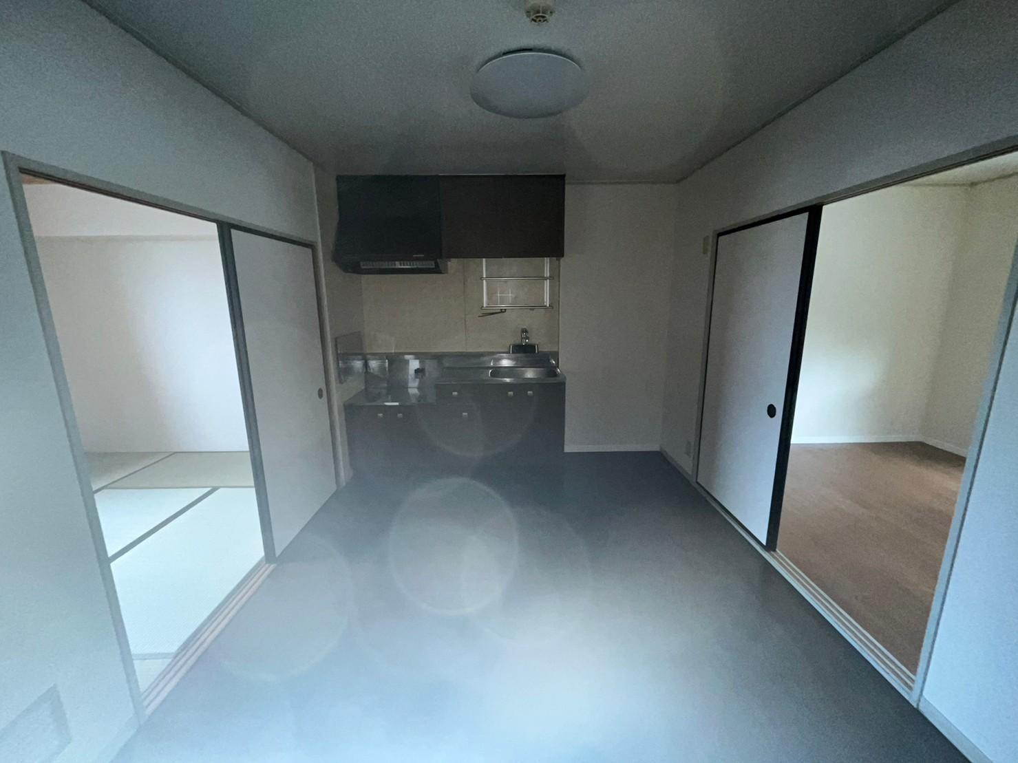 ファミール生田の居間・リビング